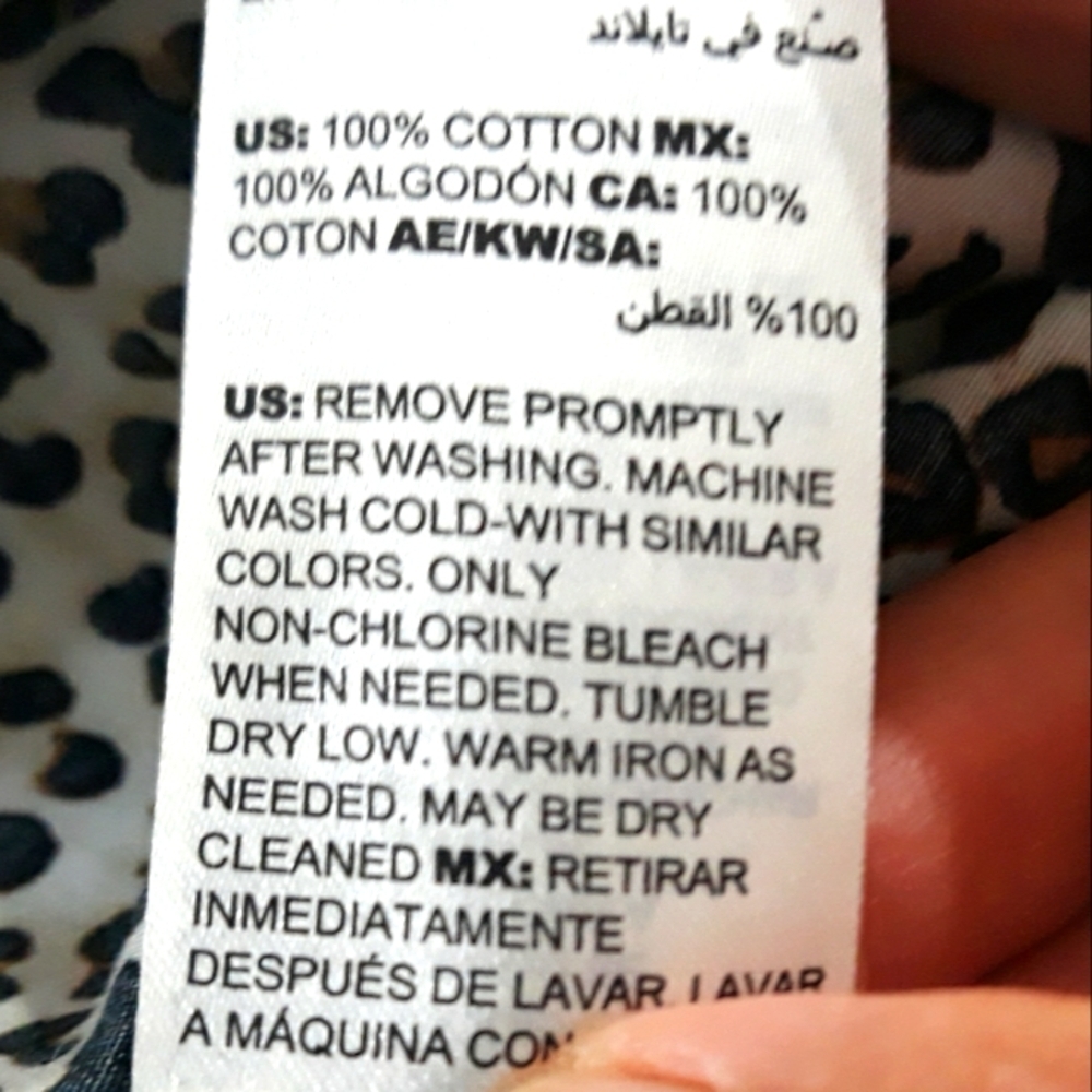 Chico's 100% Cotton Leopard Print Button-Up Shirt With Sleeves Size 2 (Large) - Picture 7 of 13